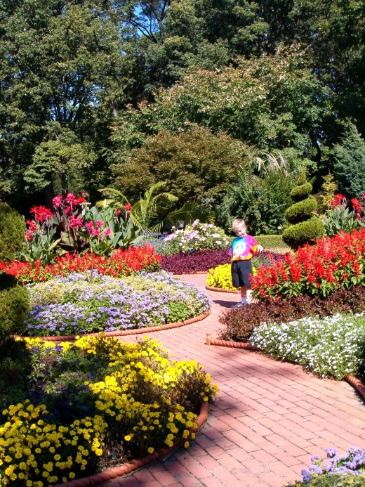 This is part of the Victorian Garden area, it is simply amazing and beautiful!