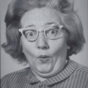 Article Helen profile image