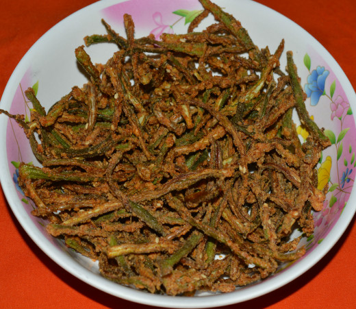 Crispy Bhindi Chips (Kur Kure Bhindi) or  Spicy Fried Okra 