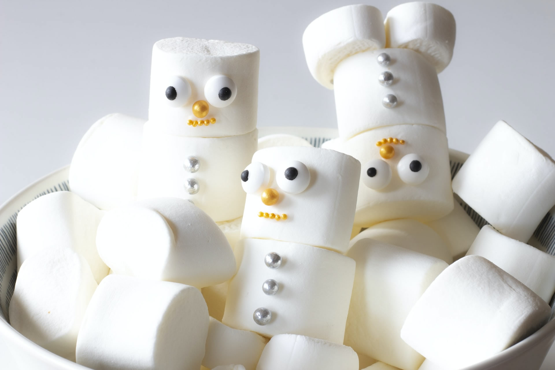 HubPages profile picture for @marshmallows