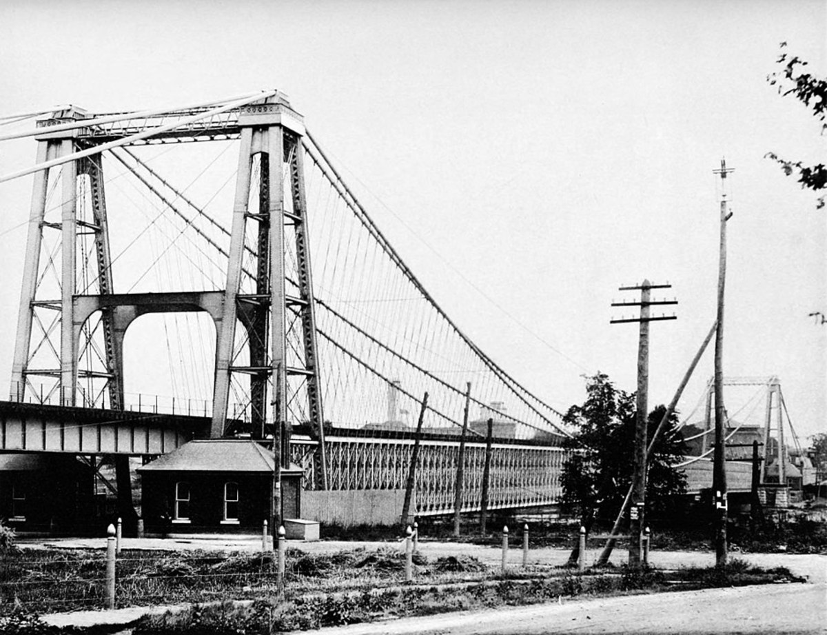Suspension Bridge at Niagara Falls in 1886 