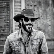 JohnnyRider profile image