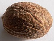 Whole nutmeg