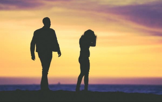 4 Signs You are Forcing a Relationship