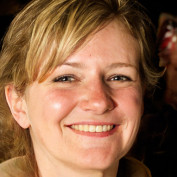 Claire Losterbien profile image