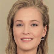 Julia Ficchi profile image