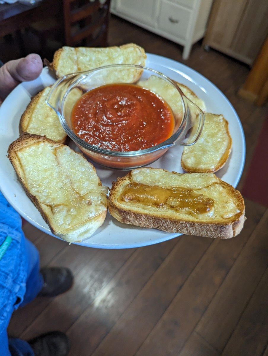 Grilled Cheese Snackies with Tomato Dip