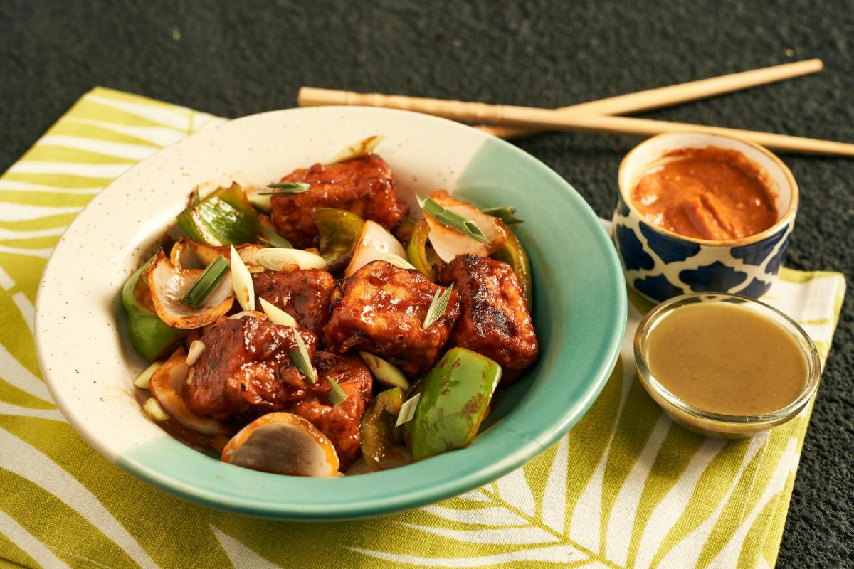 Ginger Garlic Stir-Fried Tofu (Iftar Recipes)