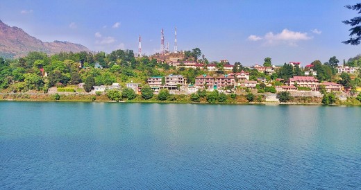 A beautiful scenery of the Bhimtal Lake
