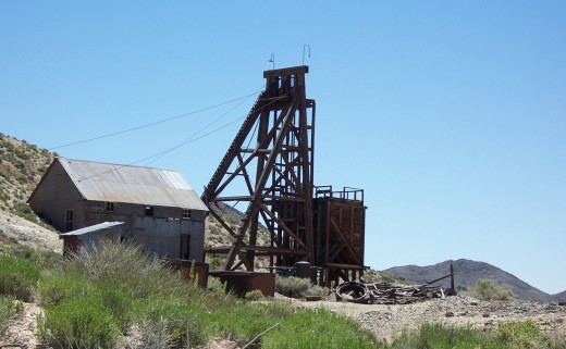 Tonopah Desert Queen Mine headframe