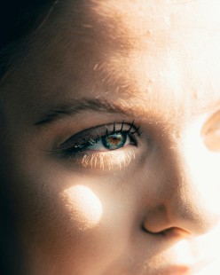 Sun: A Poem