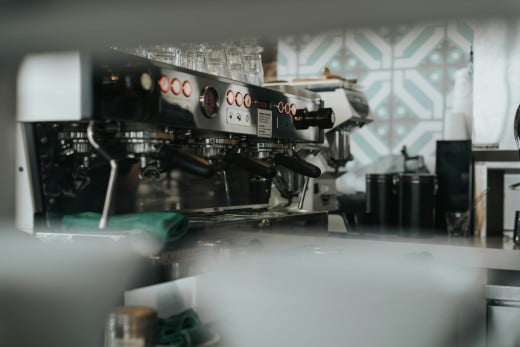 Cafe adventures, photo by Andrew Tanglao on Unsplash