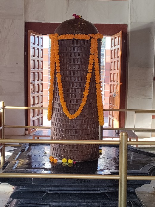 Sahsra Lingam; Pashupatinath temple complex; Mandsaur, Madhya Pradesh
