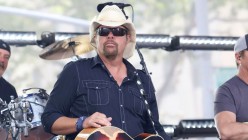 50 Best Country Songs About Golf