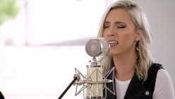 50 Best Worship Songs About Light