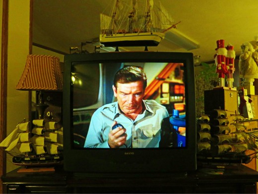 2000 Sanyo Television Model DS31590, Voyage to the Bottom of the Sea, Deadly Cloud. , Sanyo Chassis Number 31590-00, made in the year 2000, 31 inches CRT, Sanyo Television Receiver, Assembled in the USA.