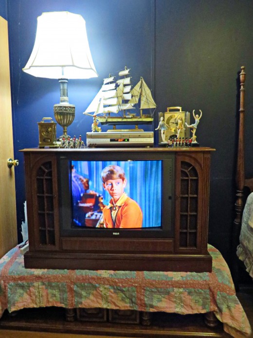 The RCA was assembled in Bloomington Indiana, 1996 RCA Color Track Plus Console Television, RCA Model G27352DT, Chassis Number CTC187AC, Manufactured November 1996.The television features a 27-inch screen.