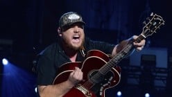 50 Best Country Songs About the Weather