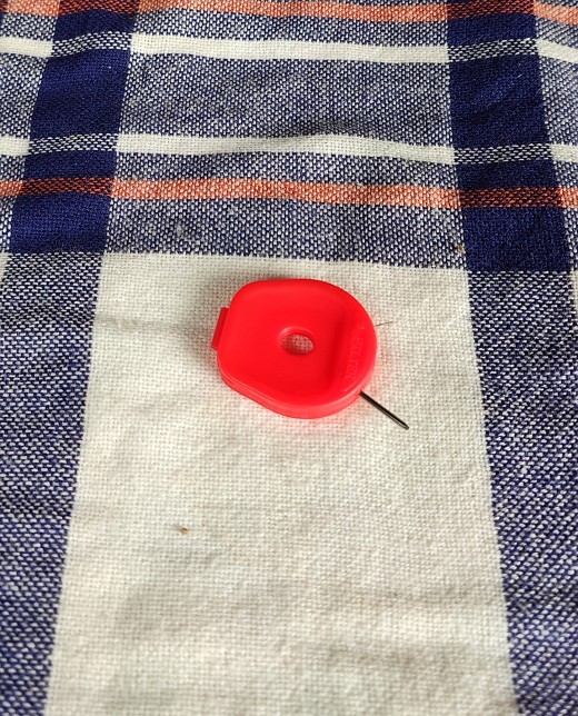 The cleaning needle