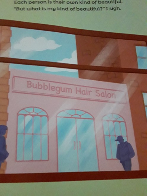Arrival at the salon