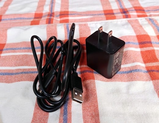 USB-C power cable and adapter