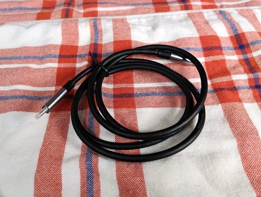 USB-C power and data cable