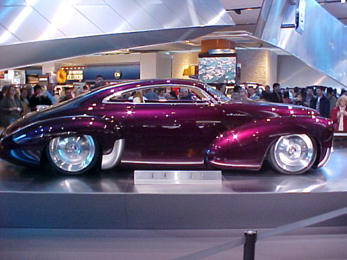 Holden Efijy at the 2007 North American International Auto Show, Detroit.