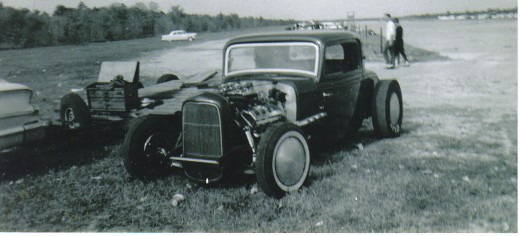 Unknown drag car there the same day.Perhaps one of you recognize it and can enlighten me.