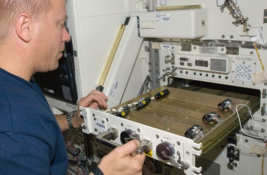 Tim Kopra in the Japanese Kiko laboratory in the space station.