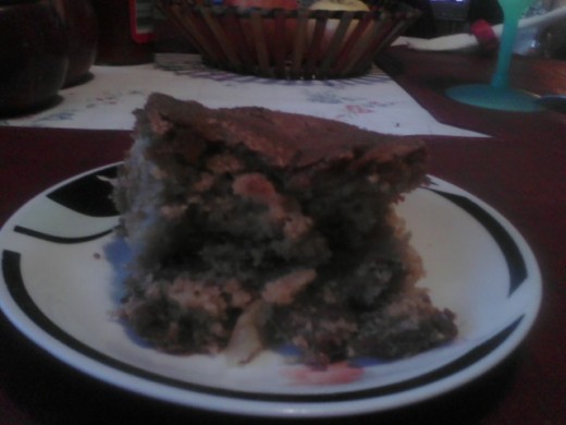 Delicous fresh apple cake, to eat with a dollop of whip cream or by it self.