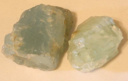 Gem beryl from a New Hampshire pegmatite mine worked for mica