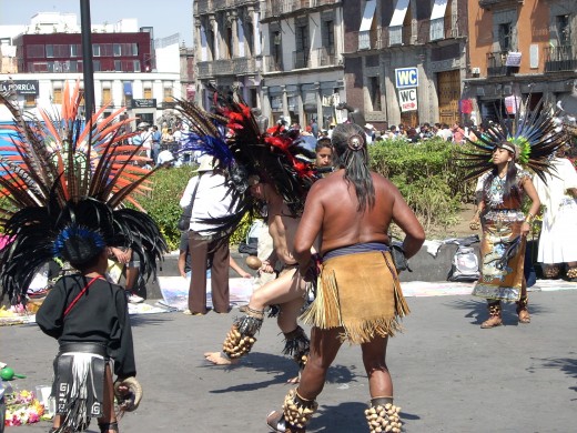 Aztec dancers