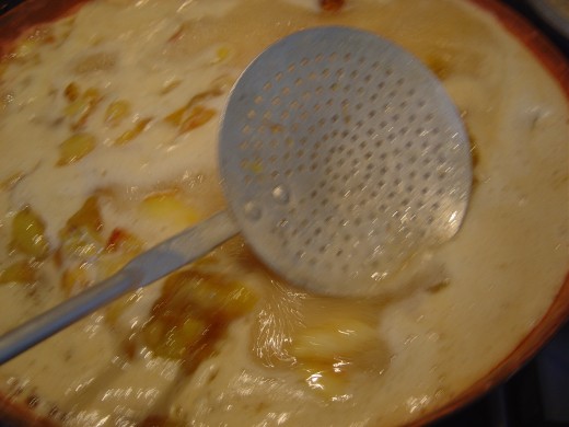 Skimming off the jam with a perforated tool