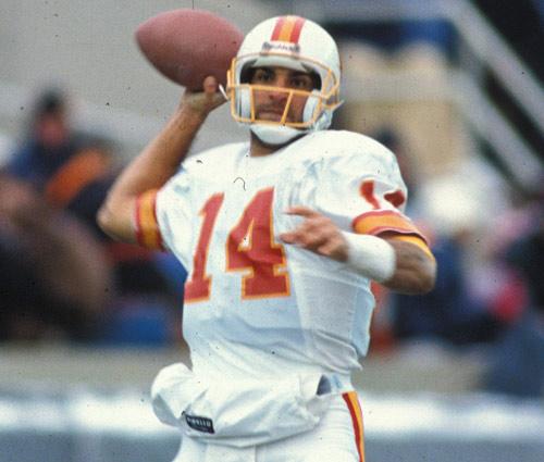 Vinny Testaverde - Tampa Bay Bucaneers