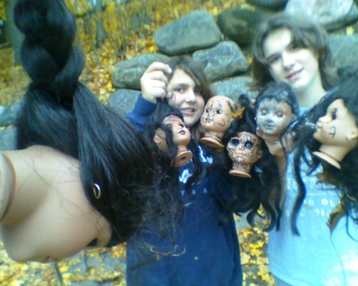 Kids are cute when they're mutilating baby doll heads.Moohoohahahaha!