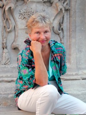 Vicki Leon, a picture from her website