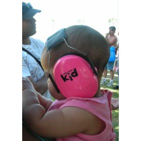 Kids earmuffs protect small ears