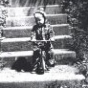 joyarnett profile image
