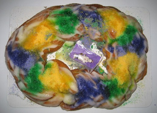 Mardi Gras King Cake (Photo Credit: Wikimedia Commons)