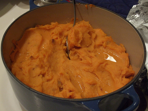 Chipotle sweet potatoes http://www.flickr.com/photos/brixton/2145871267/