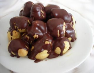 Profiteroles