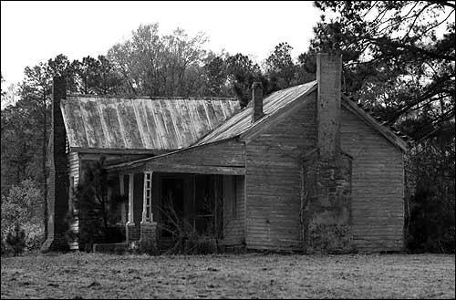 A Photo Of The Old House That Used To Stand In The Area Of The Cemetery. It burned down in the late 1970s and was said to be one of the most haunted houses in N.C. It was the scene of a brutal axe murder in the 1920s. 
