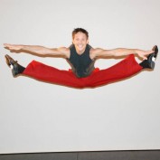 thehealthydancer profile image