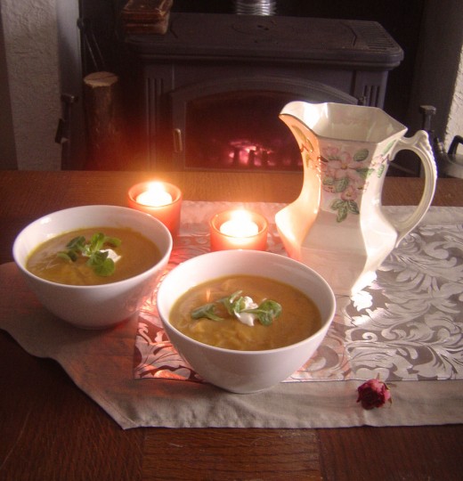 This easy Jerusalem Artichoke soup recipe makes a creamy, warming winter soup. 