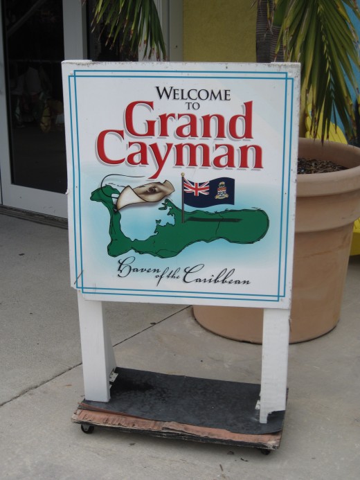 Sign on Georgetown dock Welcoming tourists to Grand Cayman the "Haven of the Caribbean"