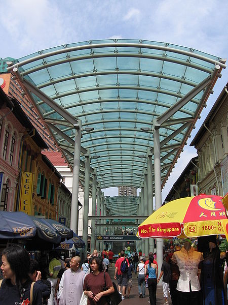 entrance to the chinatown at Singapore