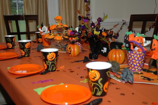 Throw the BEST Halloween Birthday Party Ever! Great - Halloween Decoration Ideas For Birthday Party Throw the BEST Halloween Birthday Party Ever! Great - Halloween Decoration Ideas For Birthday Party