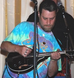Steven (mandolin, harp, tenor vocals)     Answers to: Hymen          