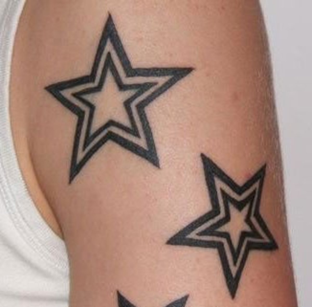 Star Tattoo Meanings, Ideas, and Pictures | TatRing