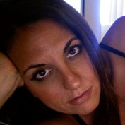 Jennifer8theye profile image